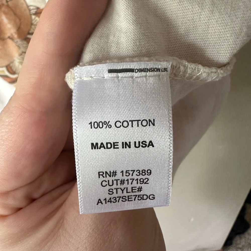 Originality Cream Nashville Guitar Flames and Floral Graphic Short Sleeve Tee - Picture 4 of 5